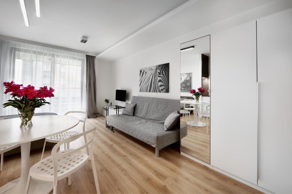 SilverApartments room 4